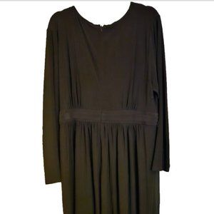 Plus Size Beautiful Black Long Sleeved Evening Maxi Dress